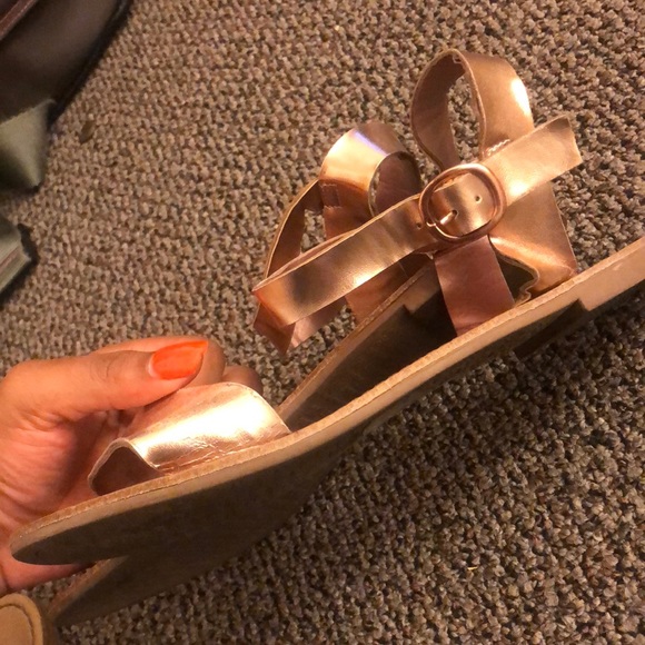 Sandals - Picture 2 of 3